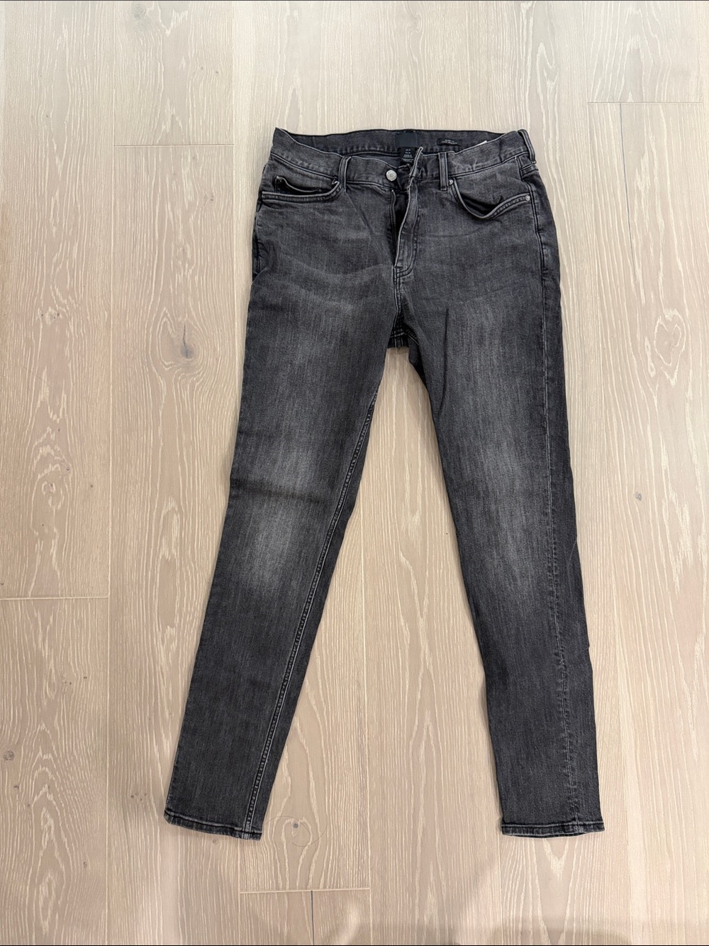 H&M Men's Skinny Jeans - Washed Black size 31